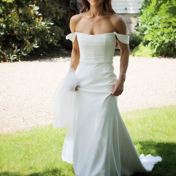 Alena Leena Bridal / Kerria Gown 2023 - Picture 3 of 4